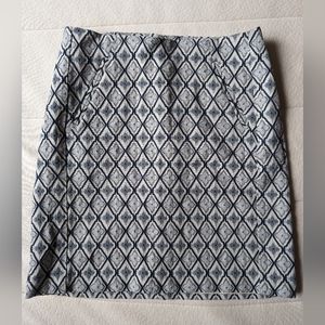Blue jacquard Loft Skirt, size 2 curvy